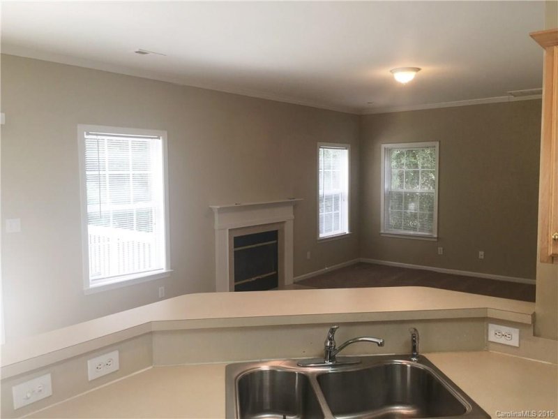 Property image 3 at 15670 Birkdale Cmns Parkway, Huntersville, NC 28078