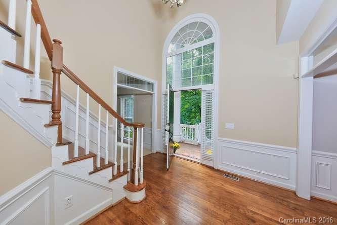 Property image 4 at 5025 Ridgetop Trail, Charlotte, NC 28215