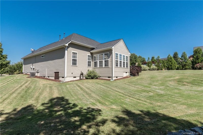 Property image 3 at 3038 Hiddenbrook Way, Fort Mill, SC 29707