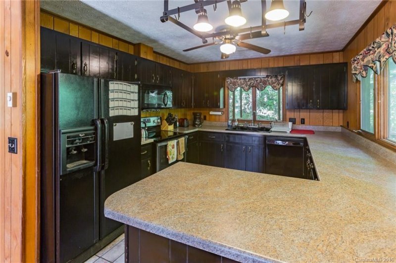 Property image 5 at 737 Setzer Cove Road, Maggie Valley, NC 28751