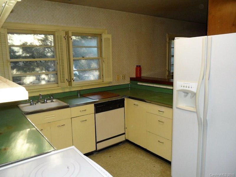 Property image 2 at 235 Balsam Drive, Waynesville, NC 28786