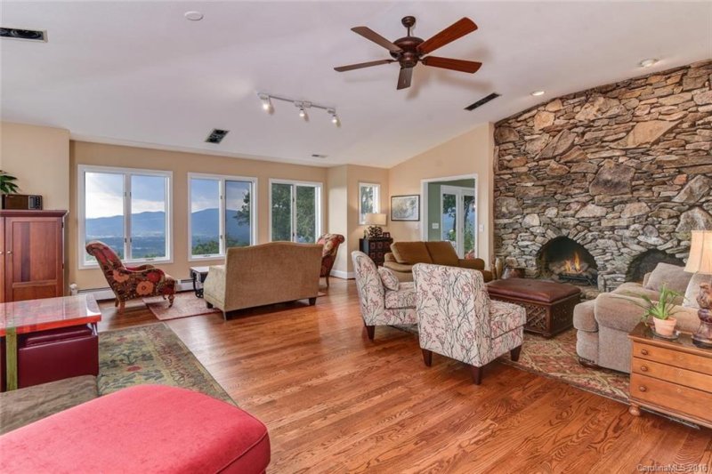 Property image 3 at 78 Timber Park Drive, Black Mountain, NC 28711