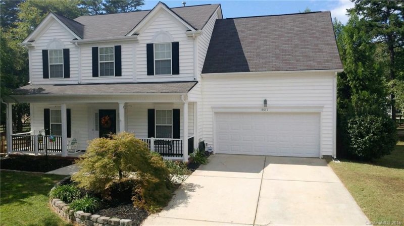 8670 Brook Glen Lane