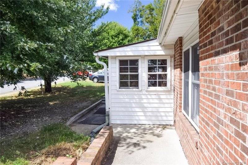 Property image 2 at 88 Stewart Street, Asheville, NC 28806