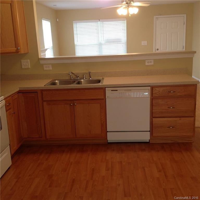 Property image 3 at 301 Woodlynn Drive, Charlotte, NC 28214