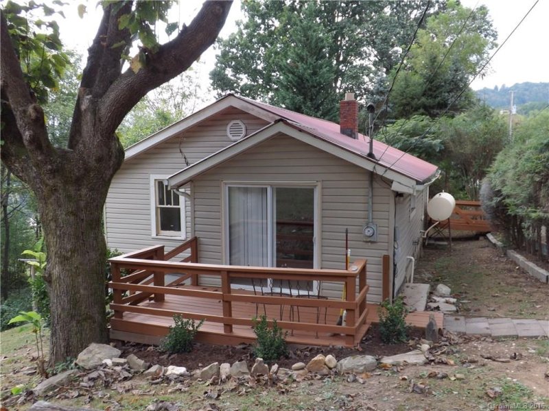 Property image 2 at 202 Ray Street, Waynesville, NC 28786