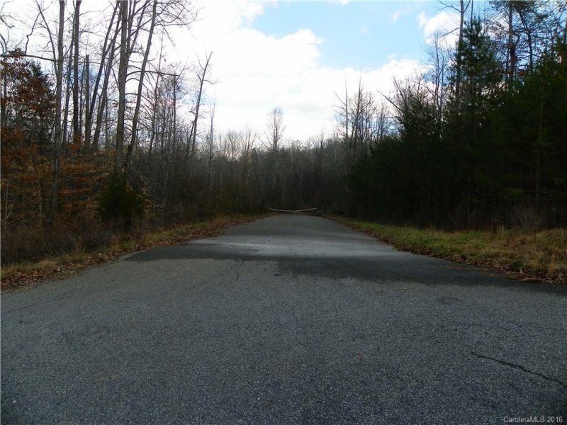 Property image 2 at 121 Breeze Hill Place, Statesville, NC 28625