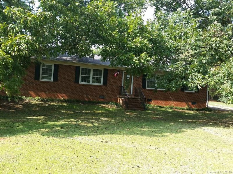 462 Forest Way Drive