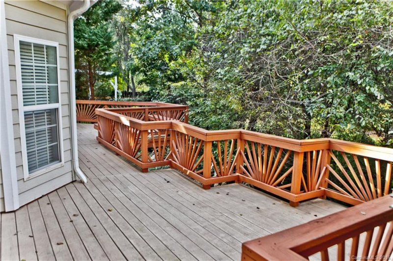 Property image 4 at 20109 Coachmans Wood Lane, Cornelius, NC 28031