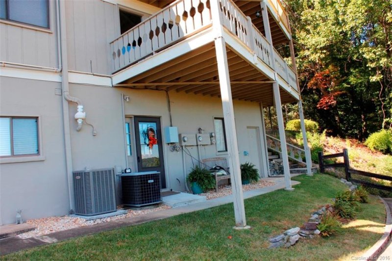 Property image 3 at 522 Davis Mountain Road, Laurel Park, NC 28739