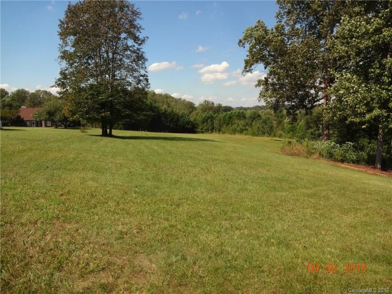 Property image 3 at 165 Morning Dove Lane, Statesville, NC 28625