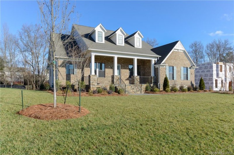 1131 Rosecliff Drive