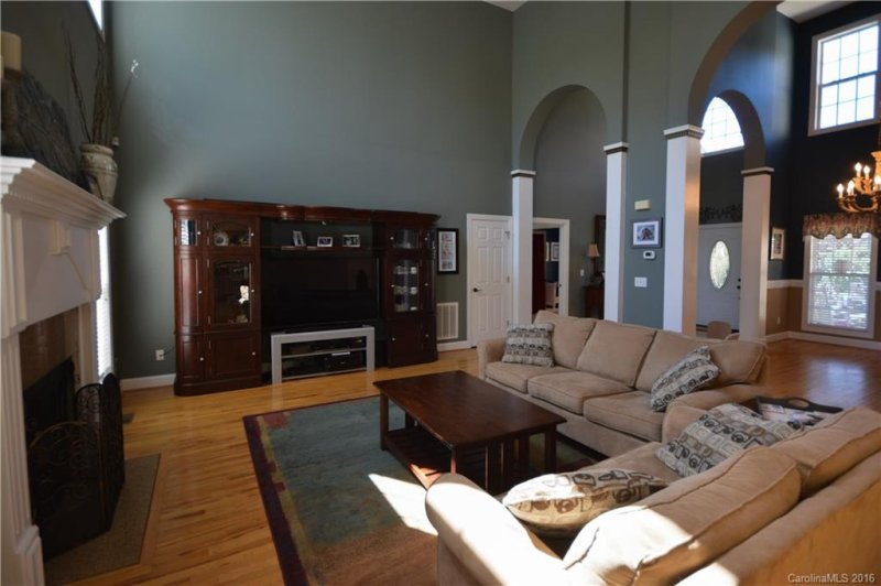 Property image 5 at 54 Helen Holcombe Way, Candler, NC 28715