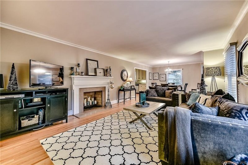 Property image 3 at 5613 Charing Place, Charlotte, NC 28211