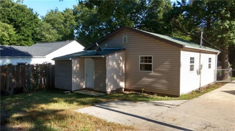 Property image 4 at 1126 W Mauney Avenue, Gastonia, NC 28052