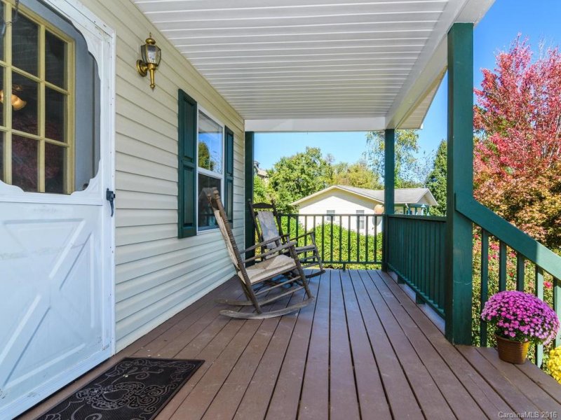 Property image 3 at 11 Wilson Creek Drive, Asheville, NC 28803