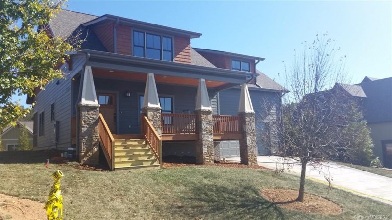 Property image 2 at 28 Shaker Court, Asheville, NC 28805