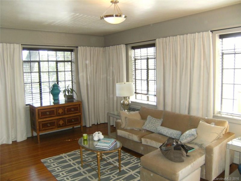 Property image 2 at 301 W 10th Street, Charlotte, NC 28202