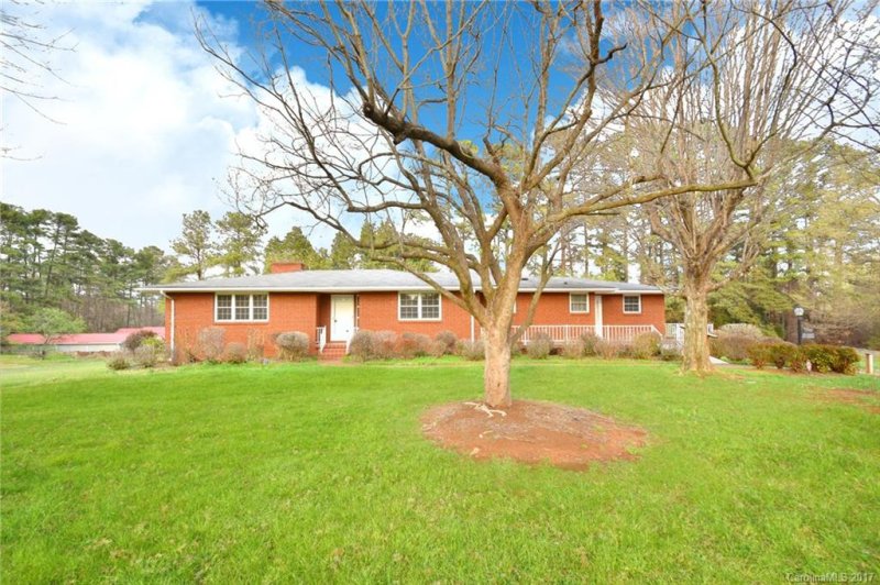 Property image 2 at 2002 E Innes Street, Salisbury, NC 28146