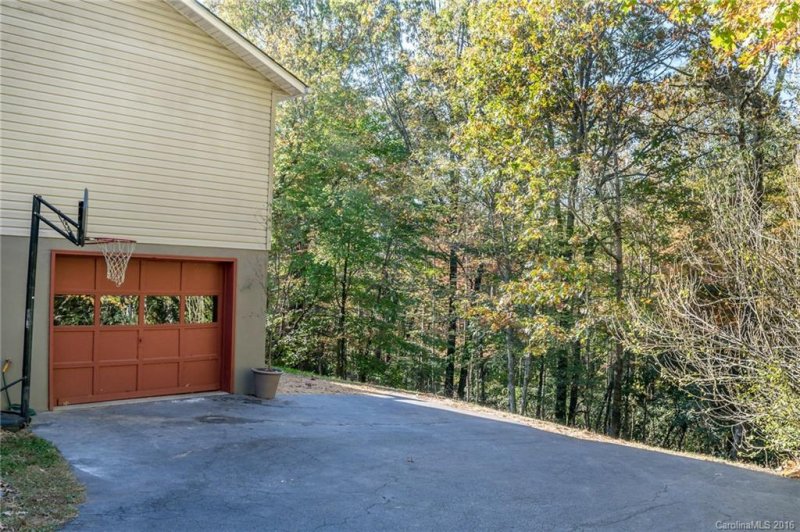 Property image 2 at 109 Hunters View Drive, Mills River, NC 28759