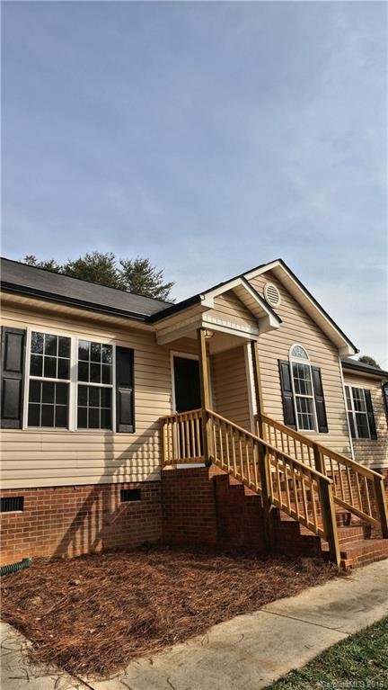 Property image 2 at 705 Cove Road, Gastonia, NC 28052