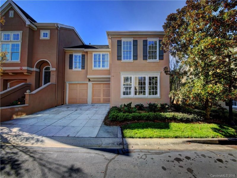 Property image 2 at 232 Wendover Heights Circle, Charlotte, NC 28211