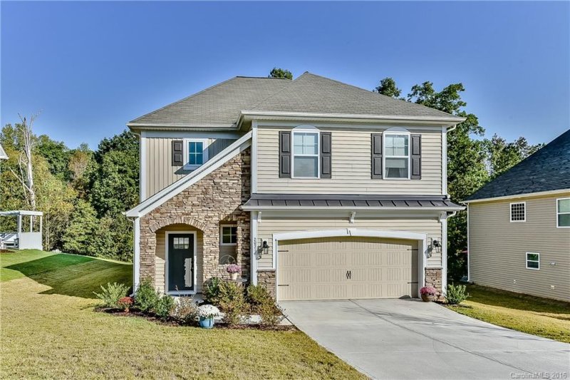 2031 Lakebridge Drive