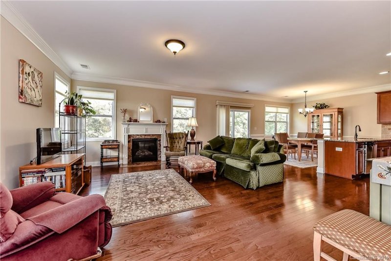 Property image 5 at 2031 Lakebridge Drive, Fort Mill, SC 29715