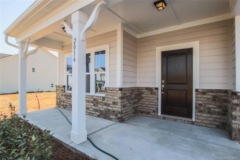 Property image 2 at 2016 Fuschia Court, Fort Mill, SC 29708