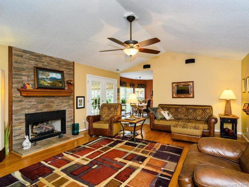 Property image 3 at 50 Kindling Trail, Horse Shoe, NC 28742