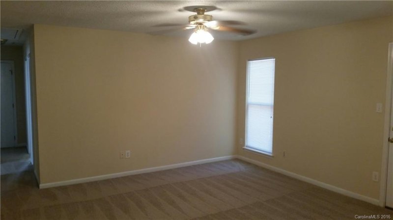 Property image 2 at 6820 Ridge Court, Charlotte, NC 28215