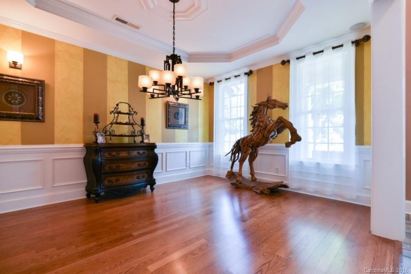 Property image 4 at 11748 Easthampton Circle, Charlotte, NC 28277