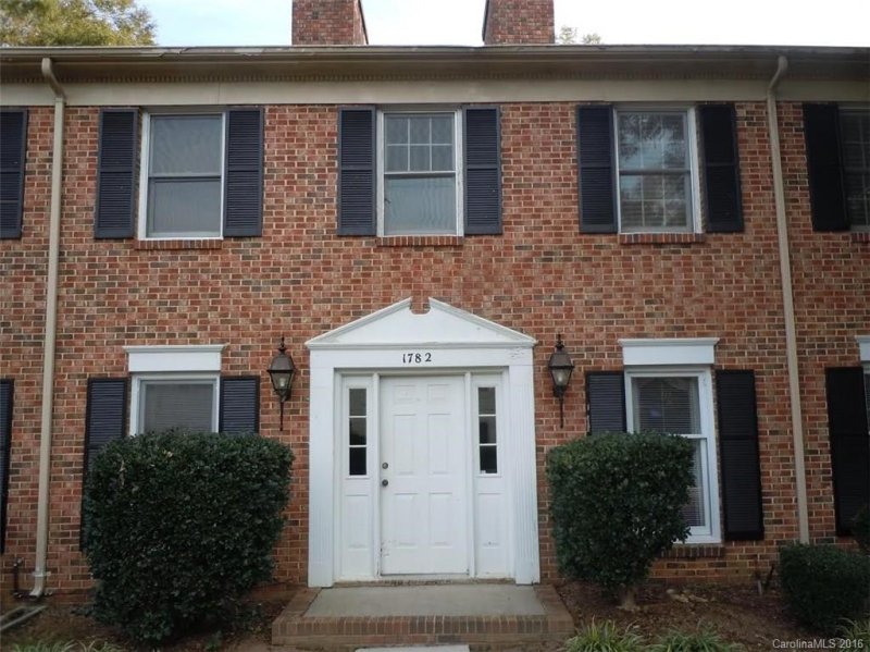 1782 Ebenezer Road