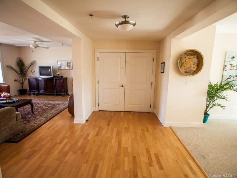 Property image 4 at 8 Village Lane, Asheville, NC 28803