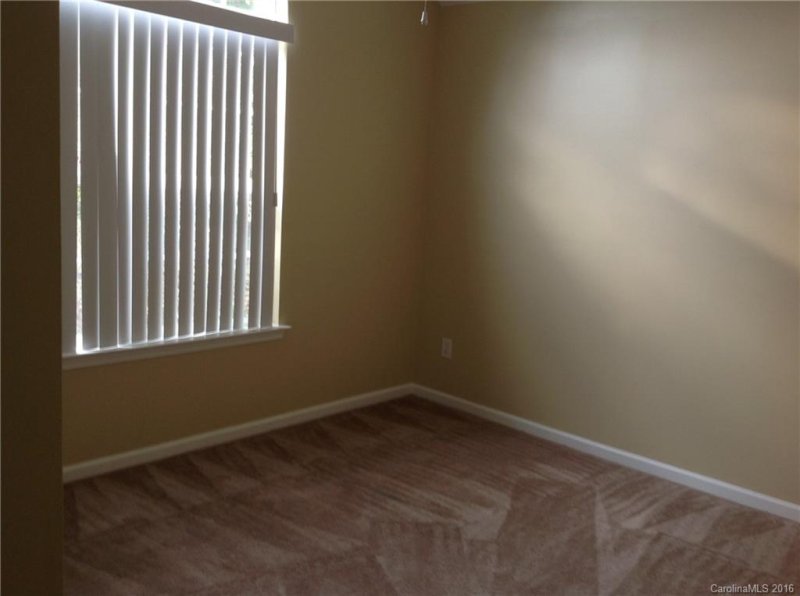 Property image 5 at 7105 Angela Marie Court, Charlotte, NC 28215