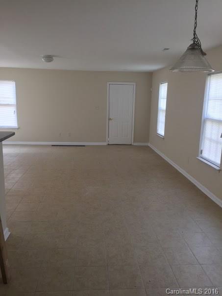 Property image 5 at 3553 Crestridge Drive, Charlotte, NC 28217