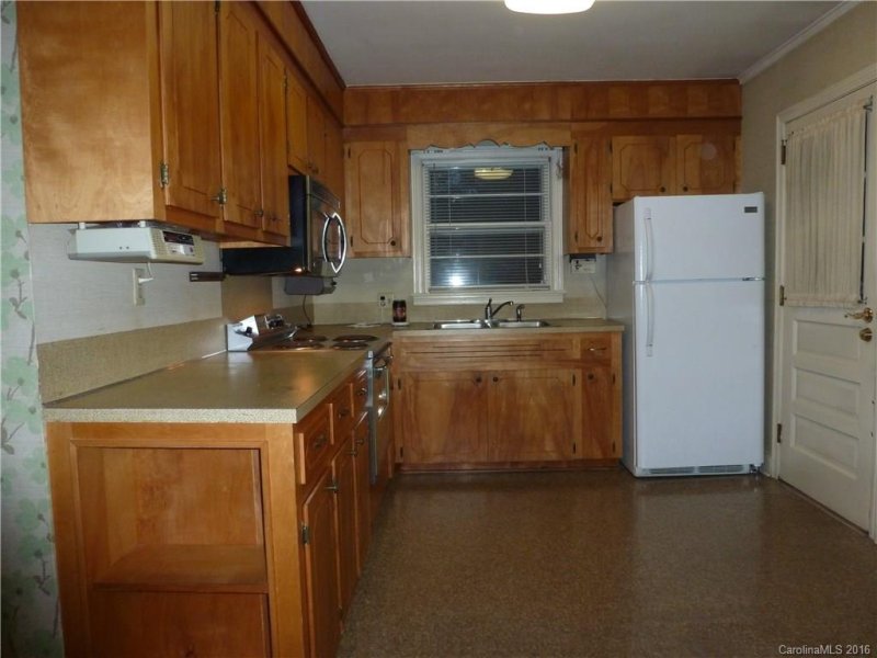 Property image 4 at 99 Peachtree Street, Belmont, NC 28012