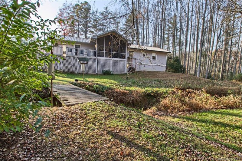 Property image 2 at 4085 Turnpike Road, Horse Shoe, NC 28742