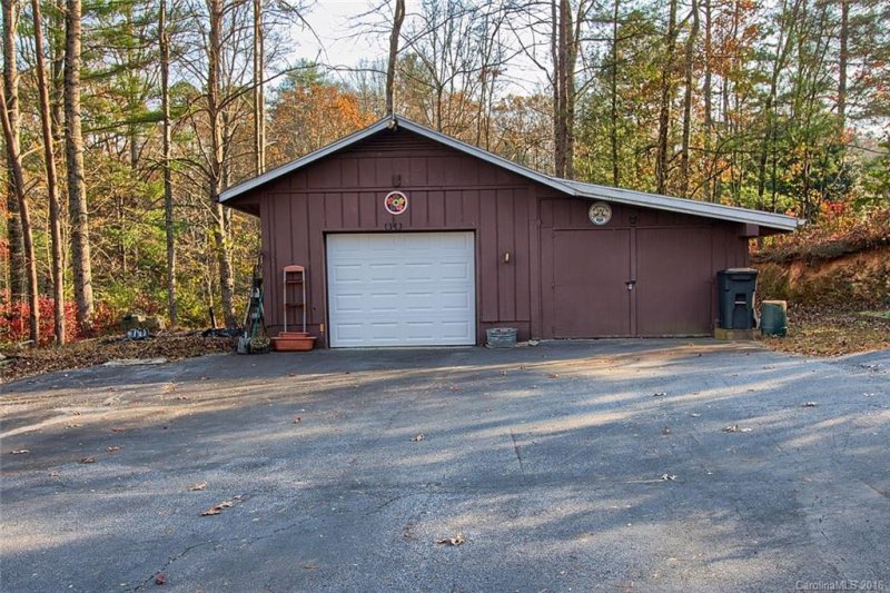 Property image 3 at 4085 Turnpike Road, Horse Shoe, NC 28742