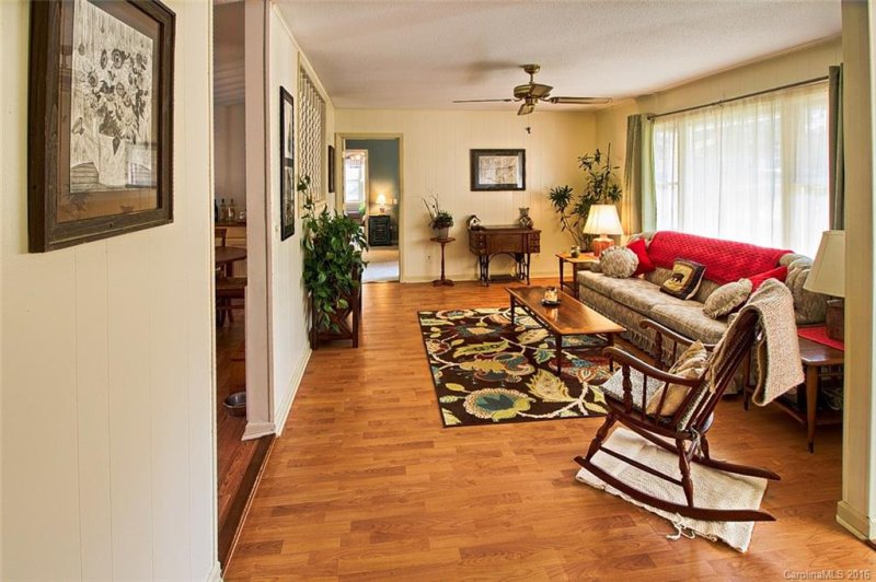 Property image 5 at 4085 Turnpike Road, Horse Shoe, NC 28742