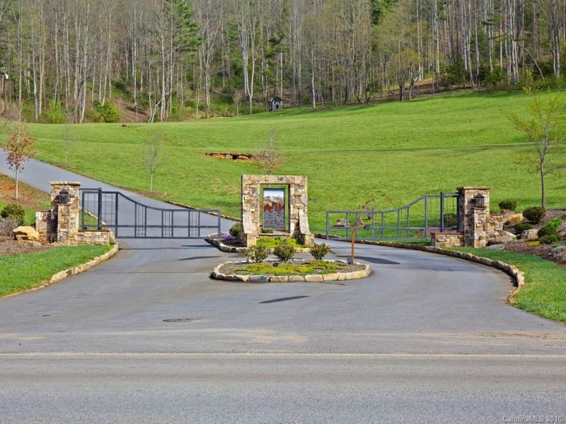 Property image 2 at 99999 Old Forest Drive, Asheville, NC 28803