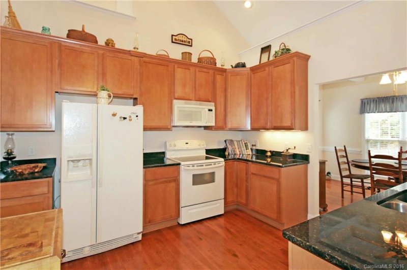 Property image 5 at 111 Covey Lane, Troutman, NC 28166