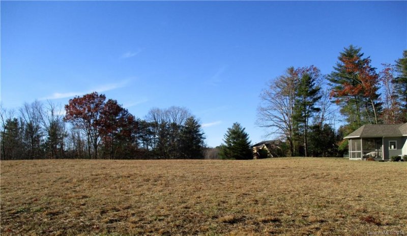 51 King Heights Drive