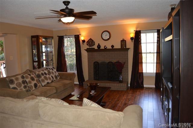 Property image 3 at 201 31st Avenue Court, Hickory, NC 28601