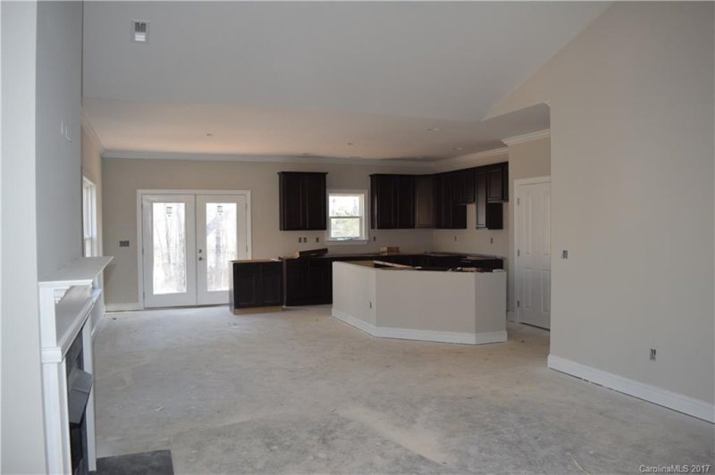 Property image 4 at 2128 London Lane, Belmont, NC 28012