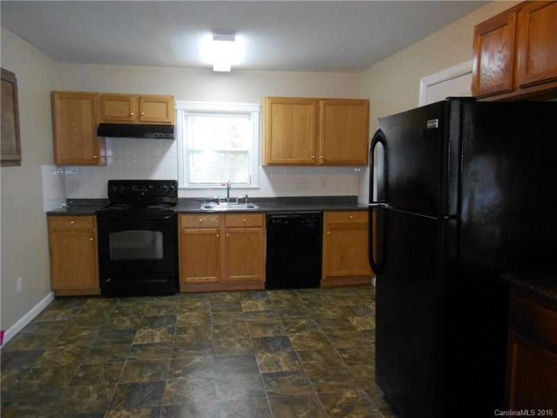 Property image 3 at 3828 Ironwood Street, Charlotte, NC 28206