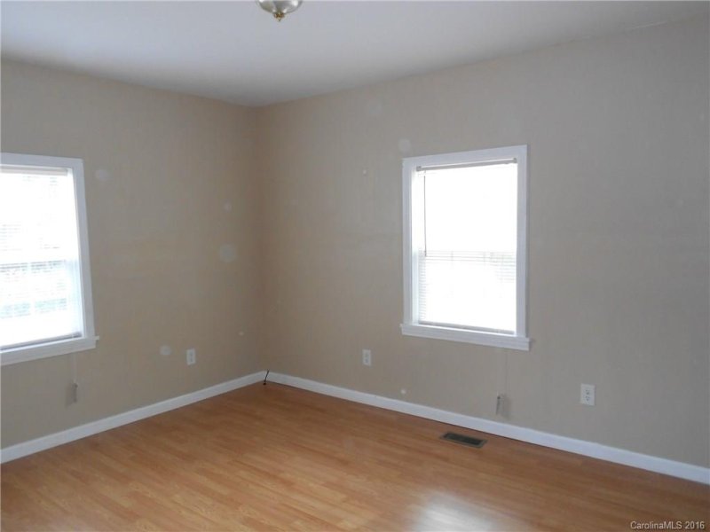 Property image 5 at 3828 Ironwood Street, Charlotte, NC 28206