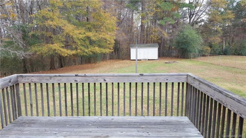 Property image 3 at 135 Greendale Drive, Mount Holly, NC 28120