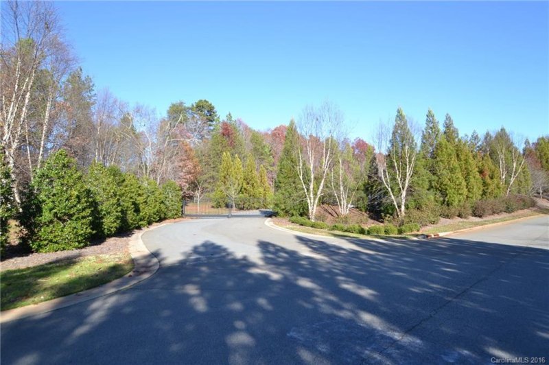 Property image 2 at 20 Windy Ridge Drive, Iron Station, NC 28080