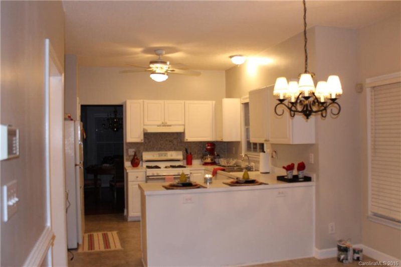 Property image 5 at 10430 Rougemont Lane, Charlotte, NC 28277